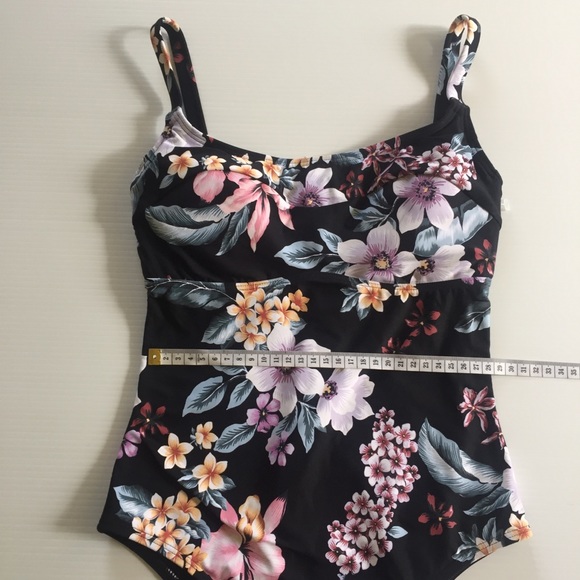 BILLABONG one piece sz 8 swimmers NEW Tiki black floral  underwire adjustable - Picture 7 of 13